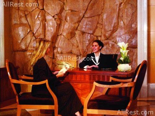 Towers Rotana Hotel 3